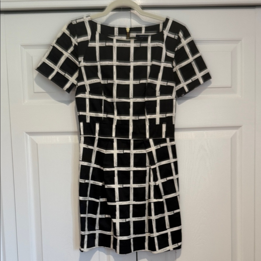 French Connection Black and White Windowpane Short Sleeve Dress